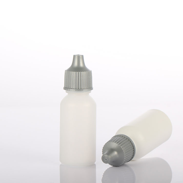 translucence plastic dropper bottle withsilver cap